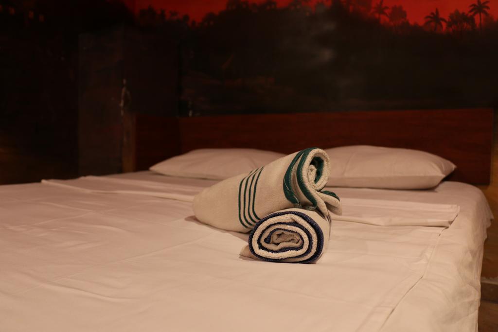 Motel Acapulco Yerevan Exterior photo